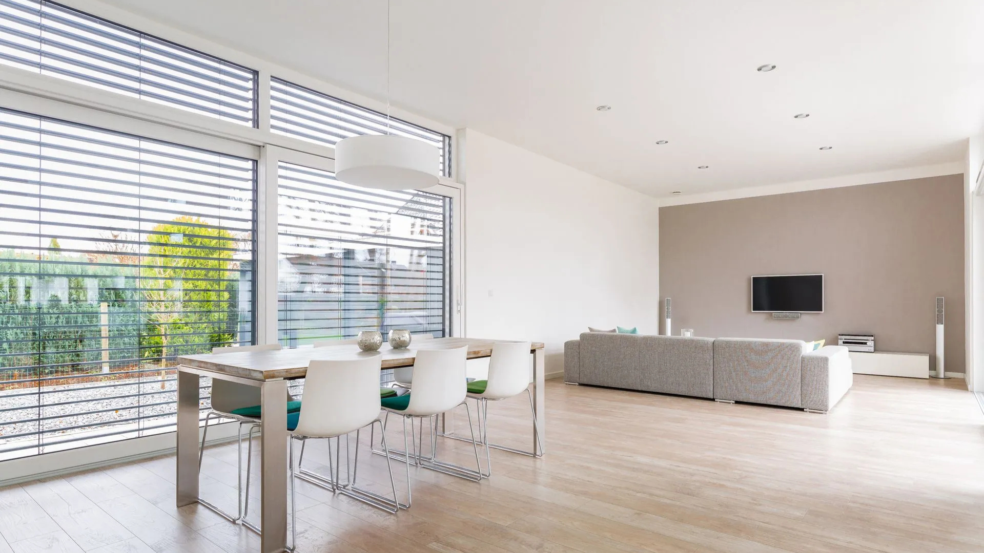 Pose de store banne et pergola par Rimasson Isolation
